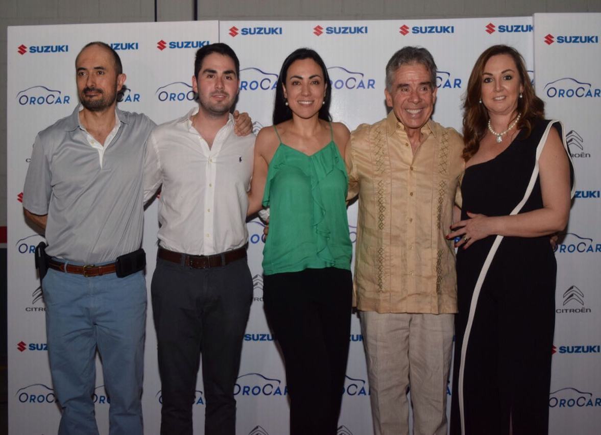 Mauricio Rojas, Andrés Felipe Rojas, Viviana Rojas, Presidente del concesionario Orlando Rojas Bustos  y su esposa Alexandra Rueda.